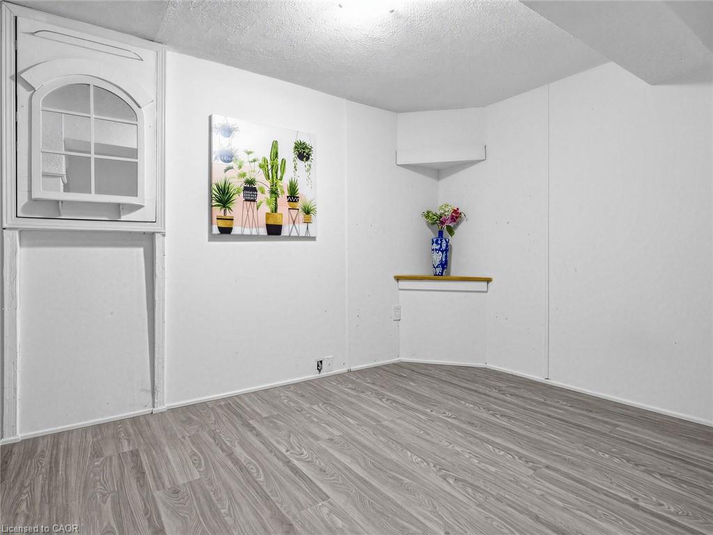 4-1180 Mississauga Valley Boulevard Property Photo 25