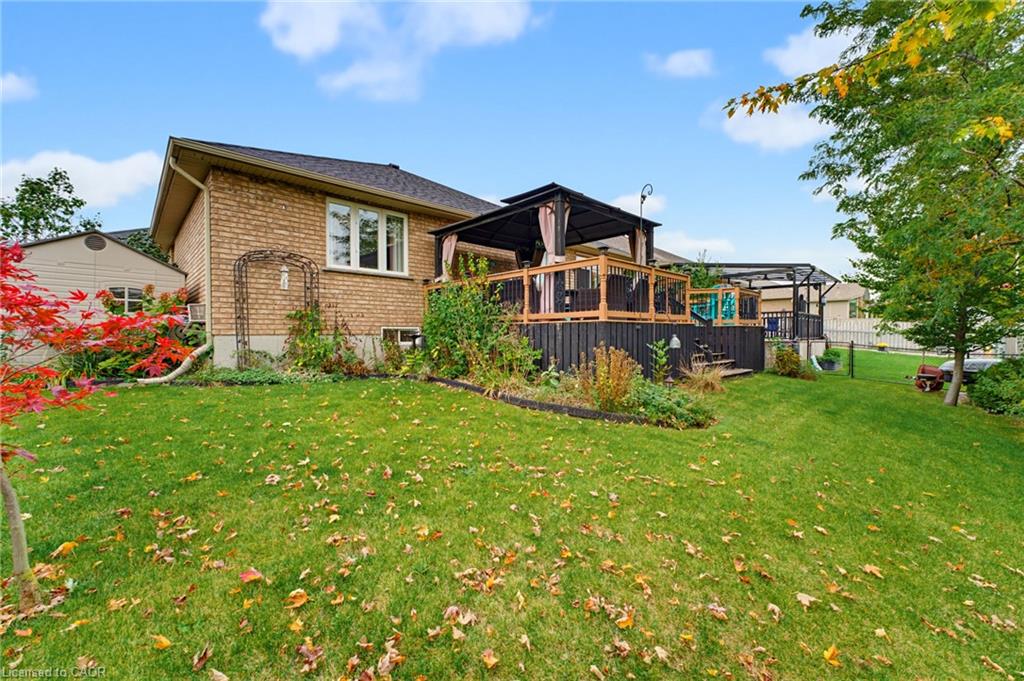 39 Oak Crescent Property Photo 35