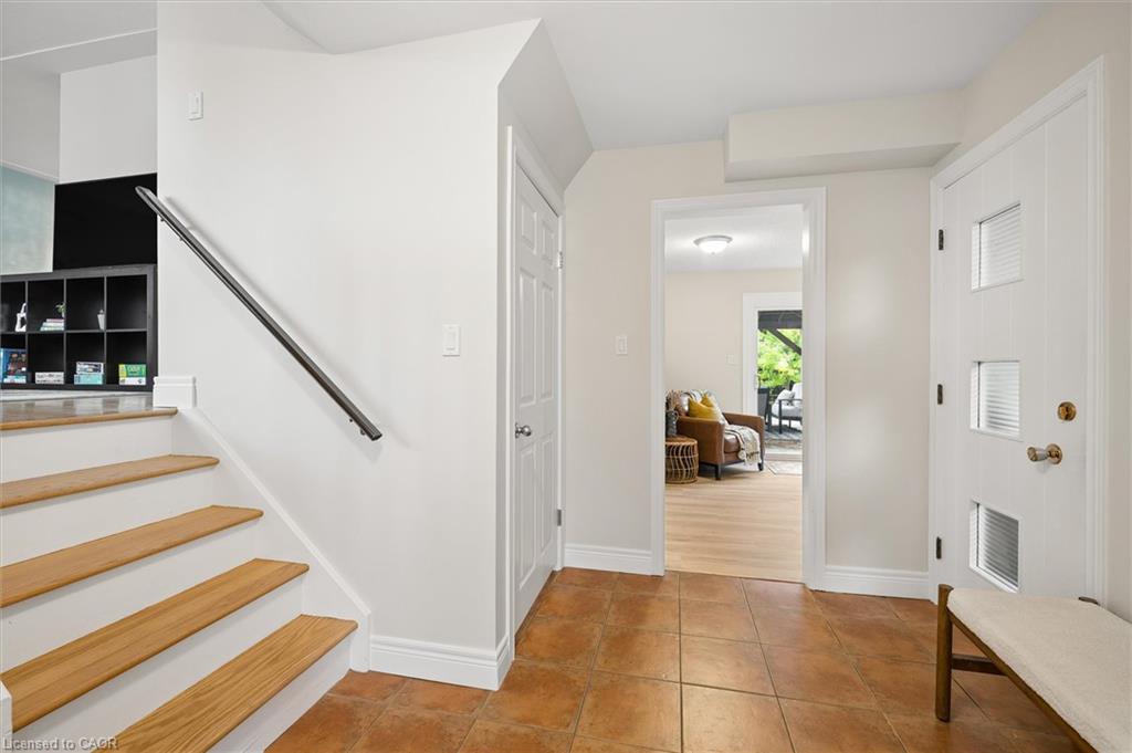 127 Gay Crescent Property Photo 5
