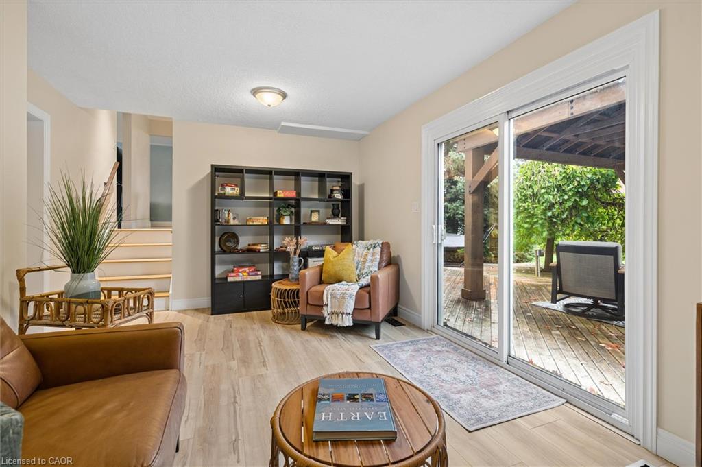 127 Gay Crescent Property Photo 8