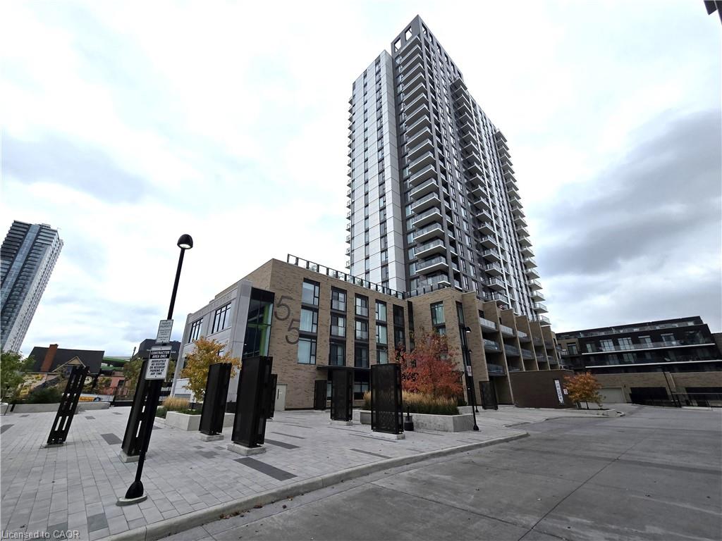 415-55 Duke Street W Property Photo 1