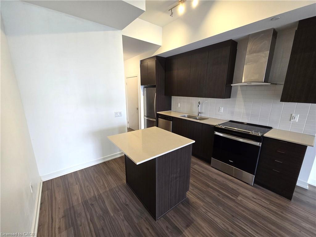 415-55 Duke Street W Property Photo 11