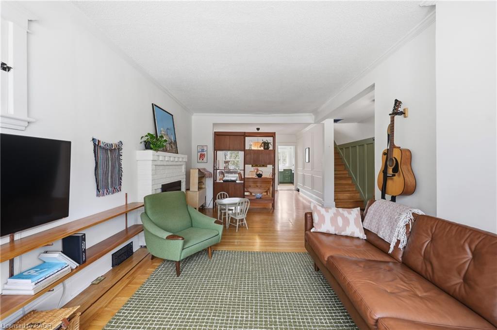 255 Ottawa Street S Property Photo 11