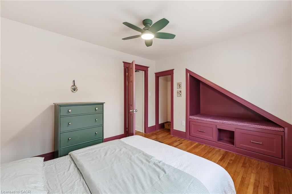 255 Ottawa Street S Property Photo 21