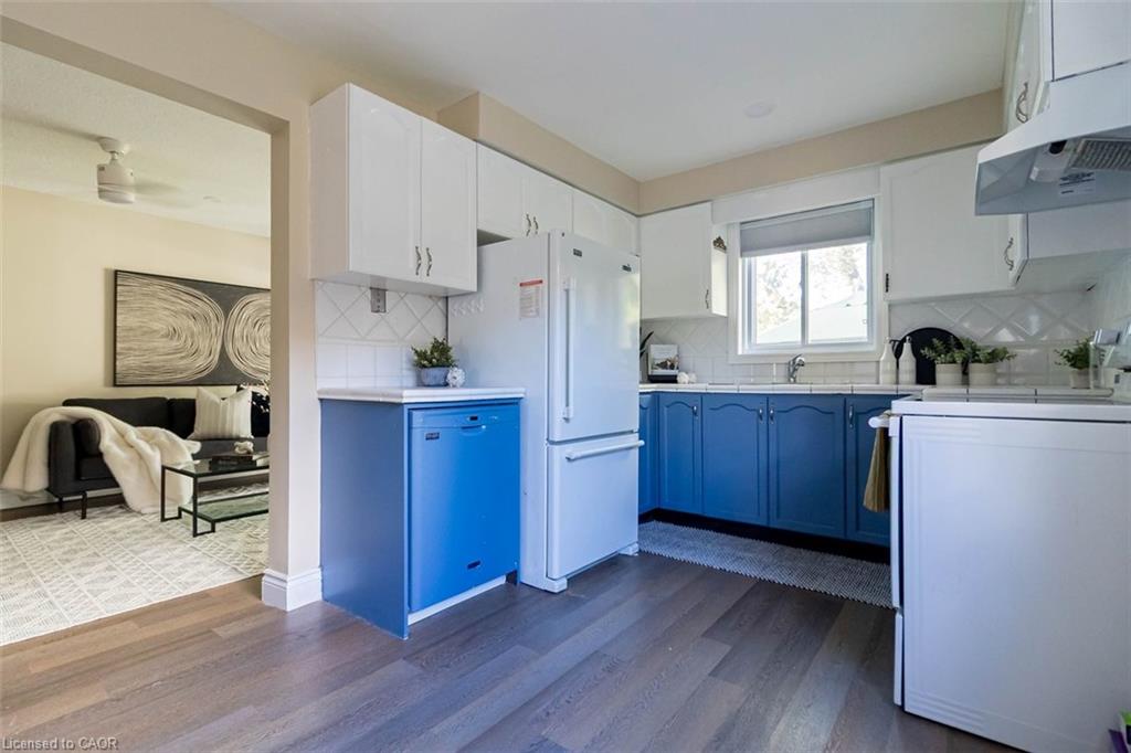 336 Jackson Street W Property Photo 13