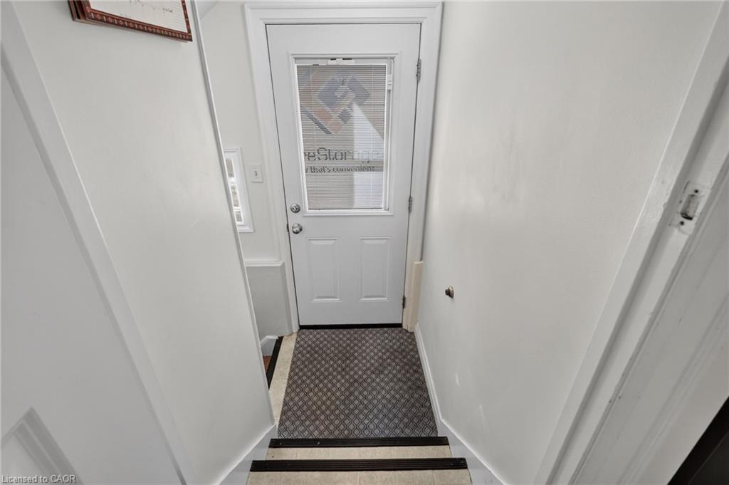 78 Cameron Avenue S Property Photo 32