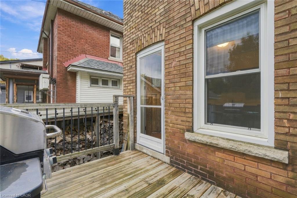 58 Connaught Avenue S Property Photo 43