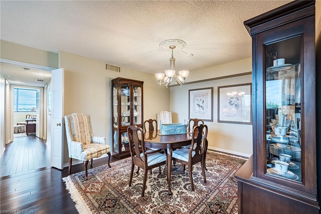 710-1240 Marlborough Court Property Photo 18