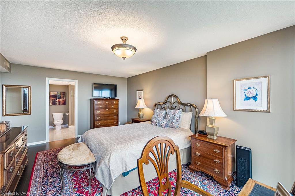 710-1240 Marlborough Court Property Photo 26