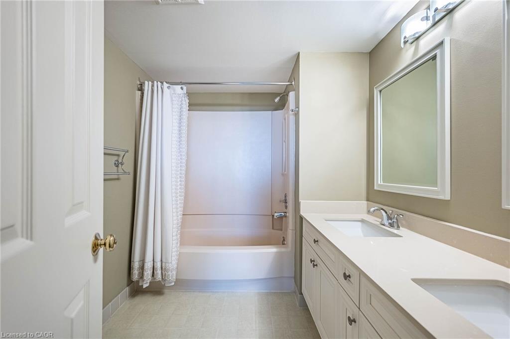 710-1240 Marlborough Court Property Photo 34