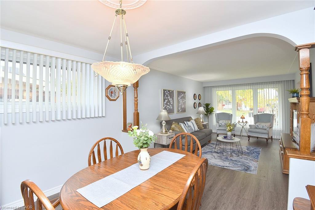 137 Fielding Crescent Property Photo 11