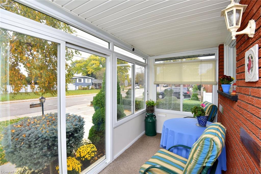 137 Fielding Crescent Property Photo 22