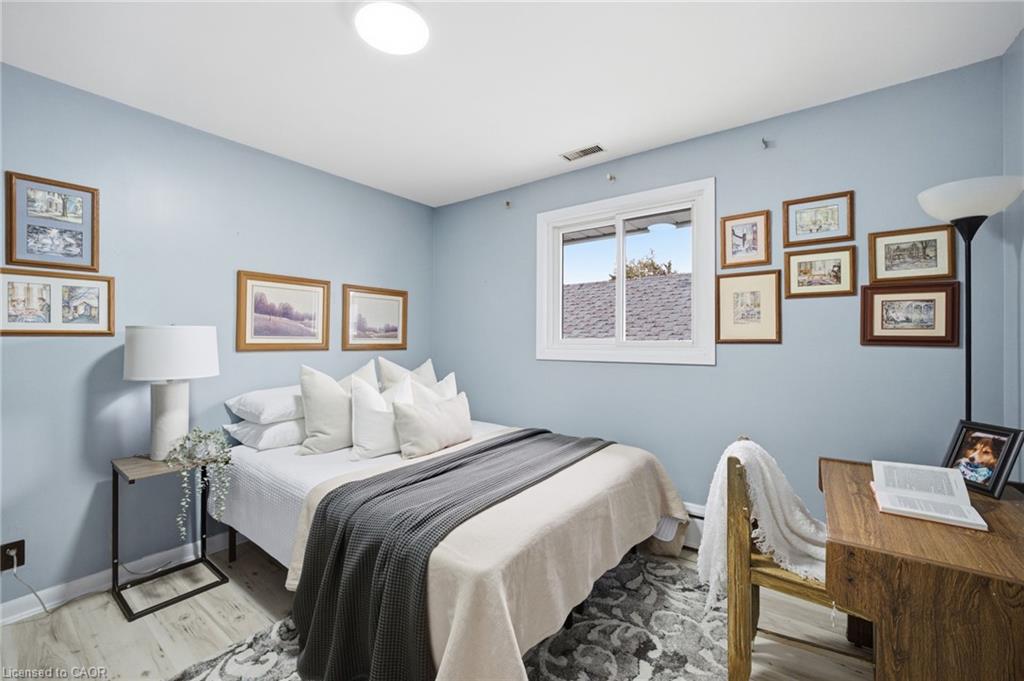 64 Christmas Street Property Photo 21