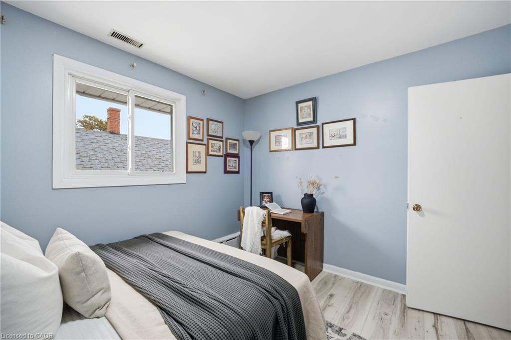 64 Christmas Street Property Photo 23