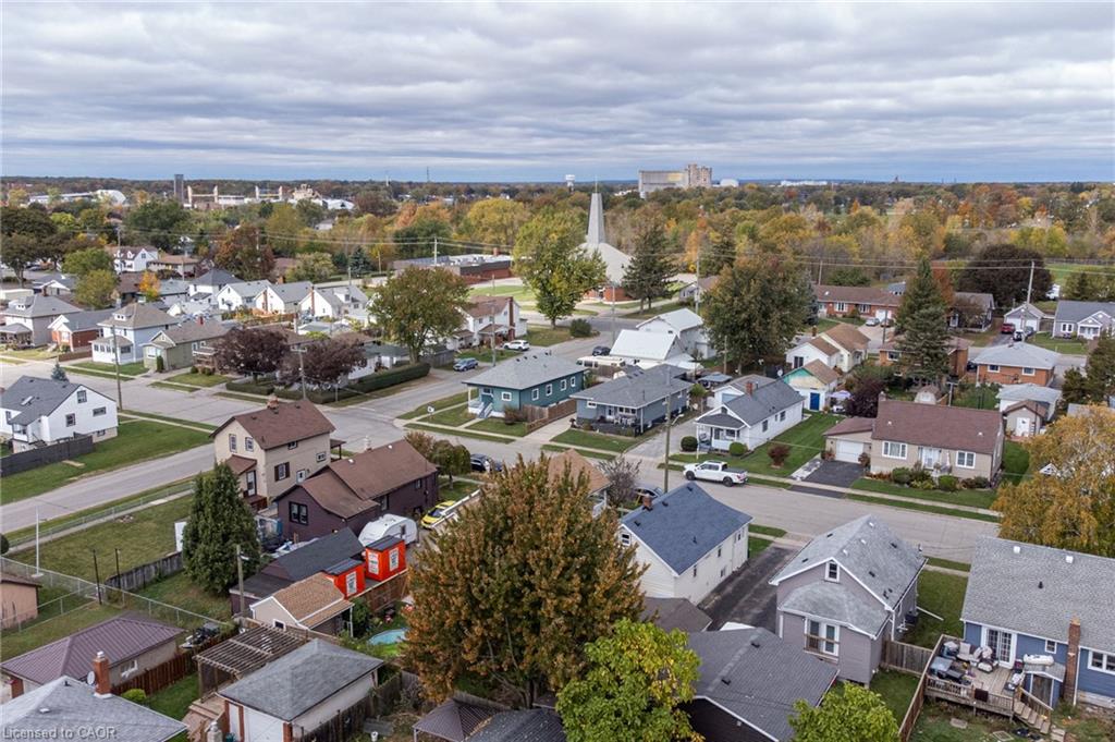 64 Christmas Street Property Photo 46