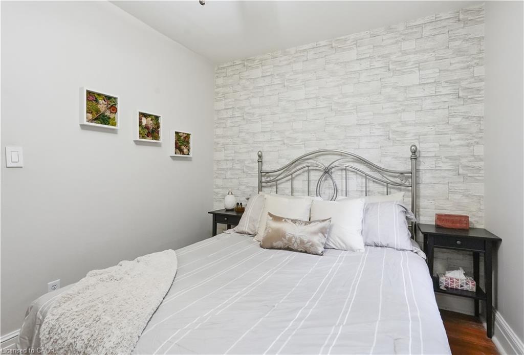 90 London Street N Property Photo 28