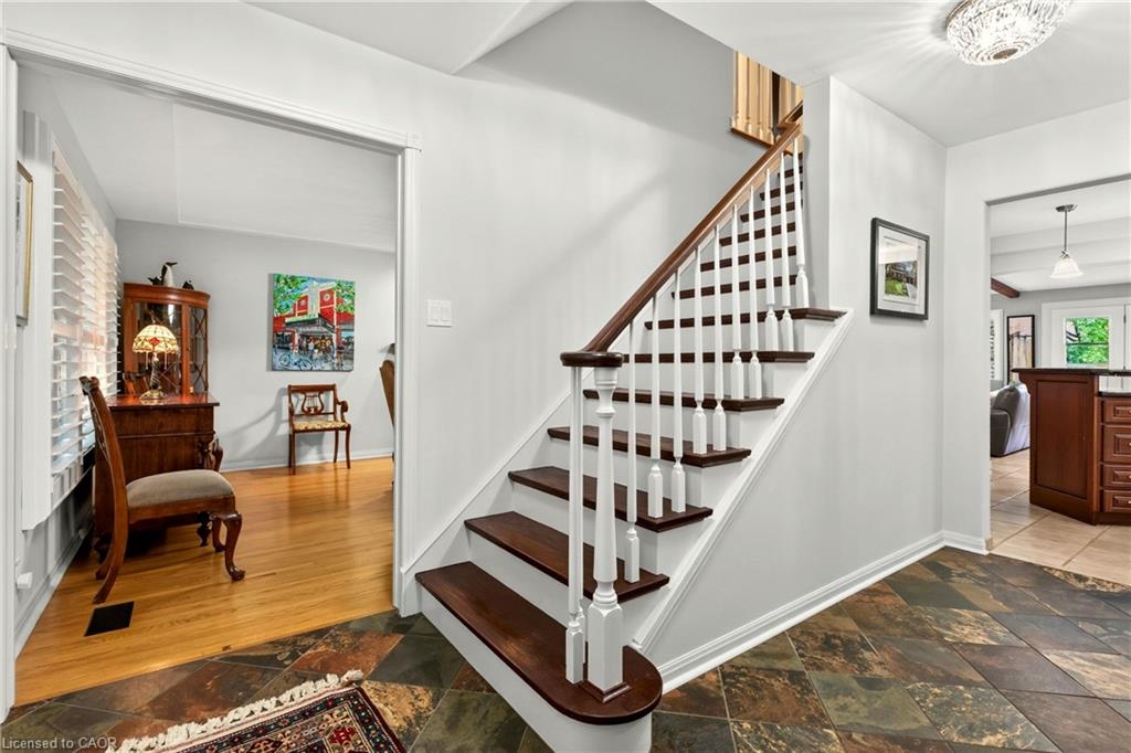 29 Woodside Drive Property Photo 3