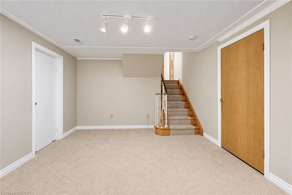 30 Hampton Place Property Photo 25