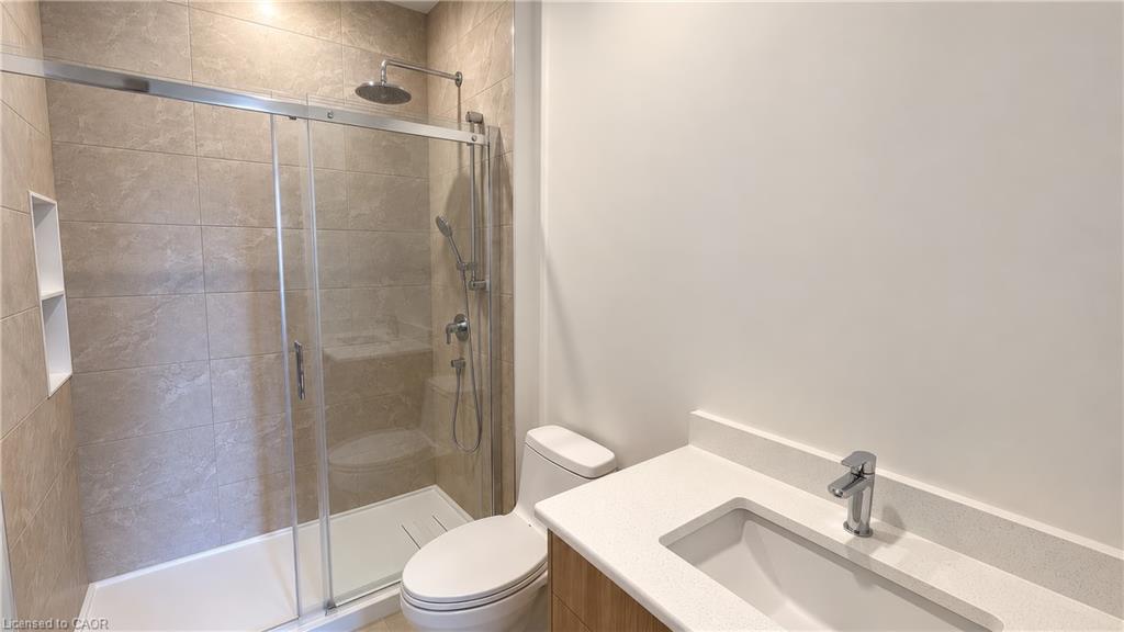 1-512 Bay Street Property Photo 11