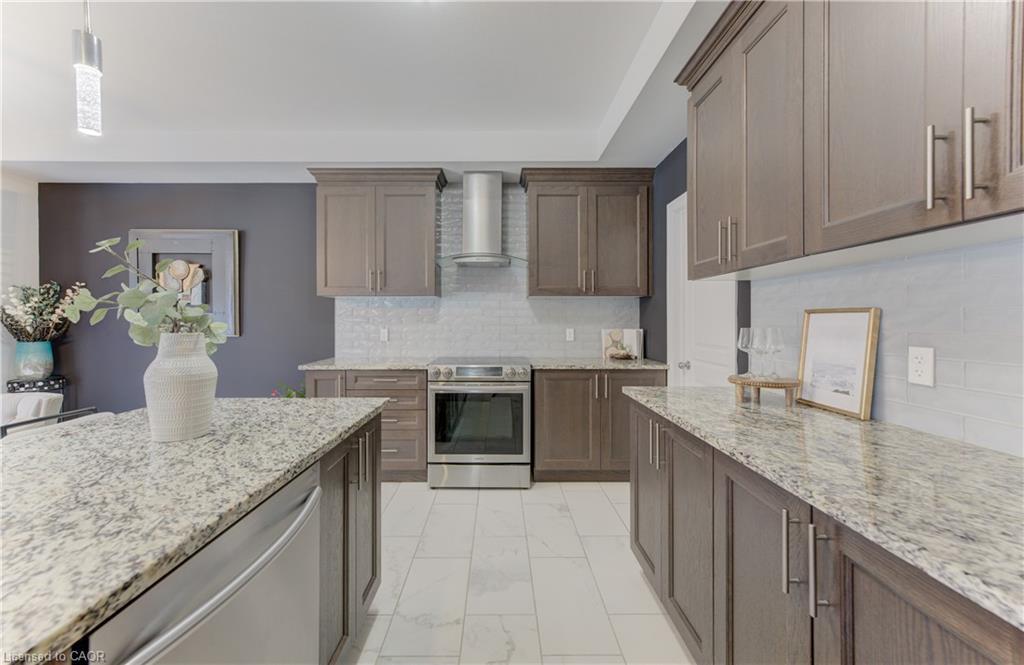 428 Freure Drive Property Photo 16