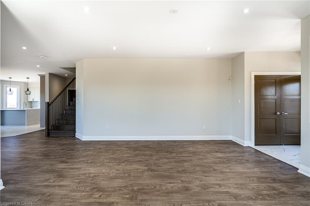 229 Midland Place Property Photo 8