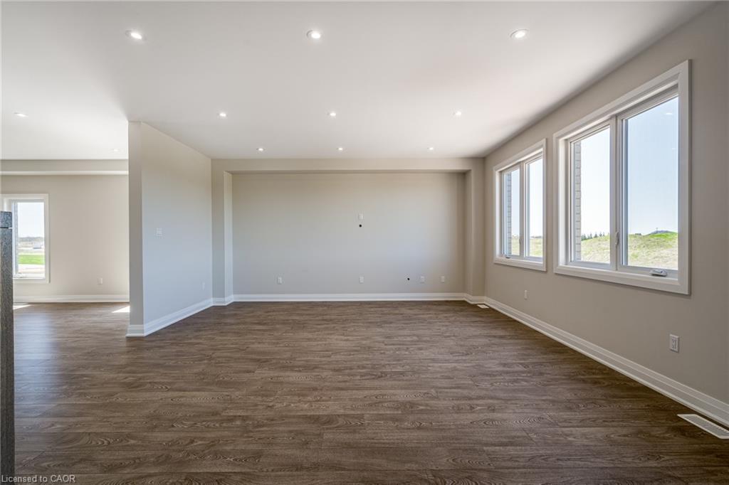 229 Midland Place Property Photo 11