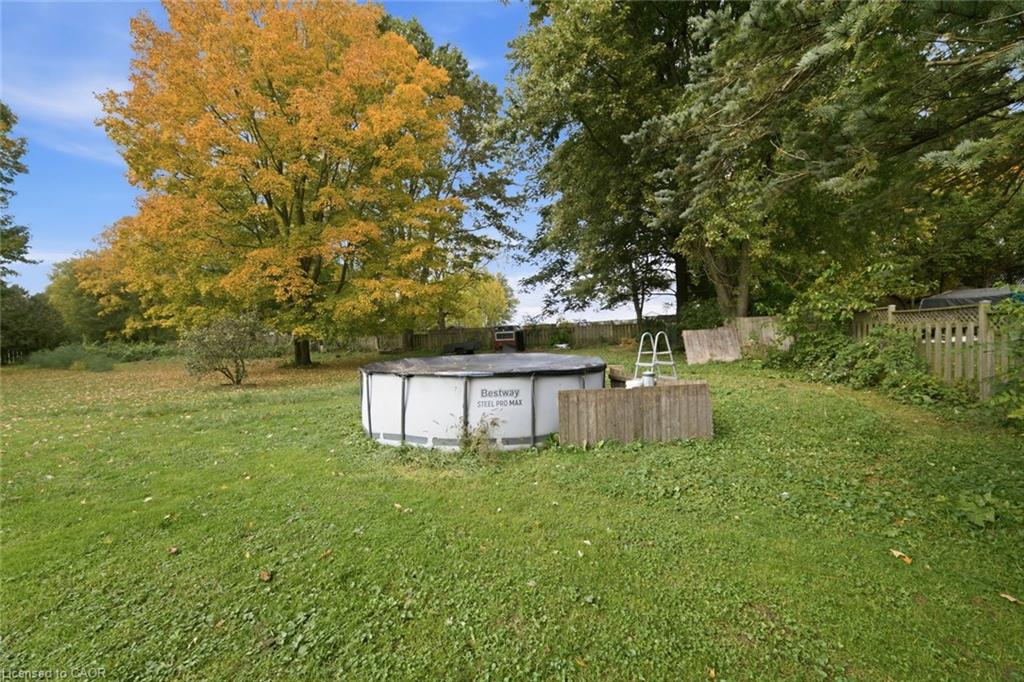 424 Main Street E Property Photo 32