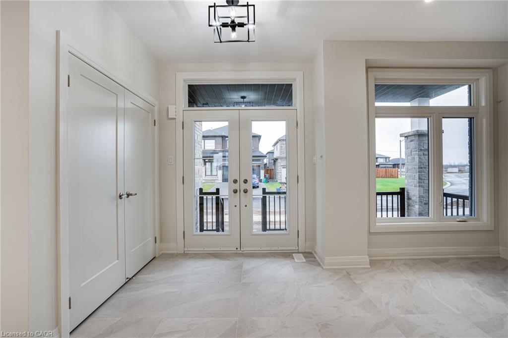 239 Midland Place Property Photo 3