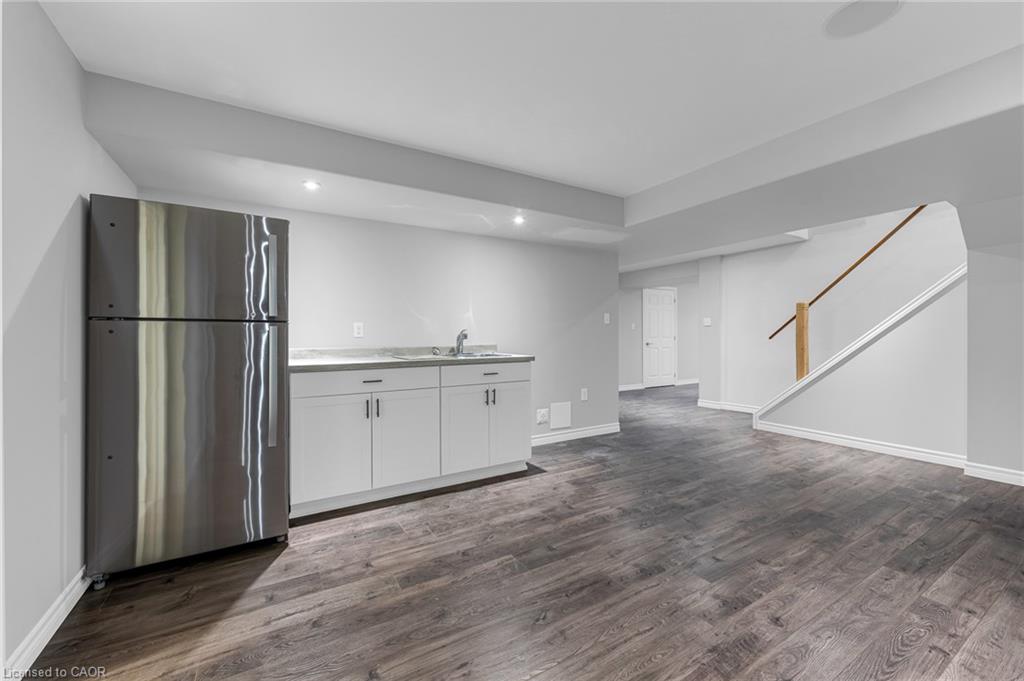 159 Valera Drive Property Photo 4