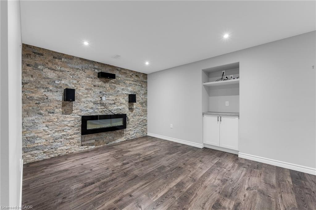 159 Valera Drive Property Photo 10