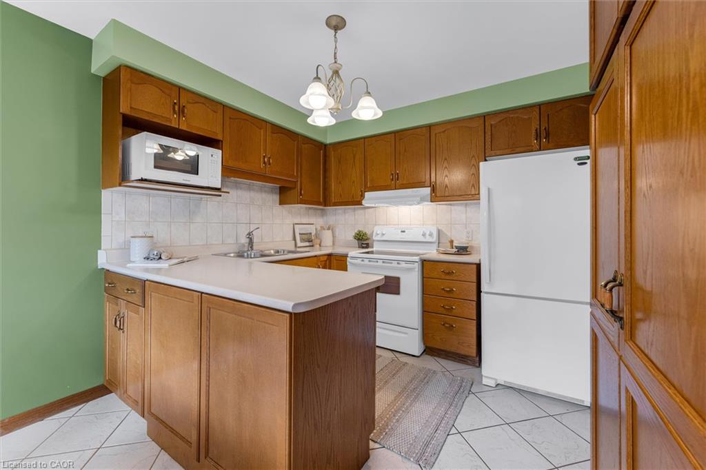 42 Sedona Court Property Photo 12
