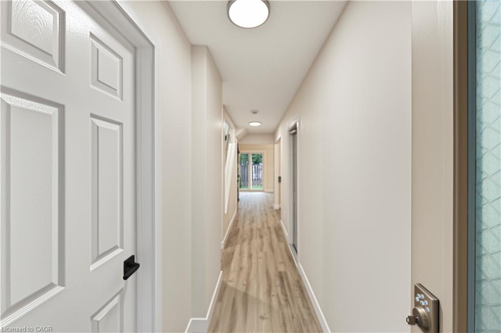 23-386 Highland Road W Property Photo 5