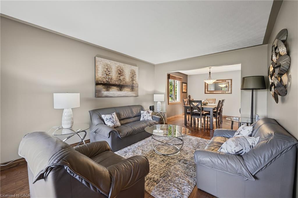 30 Donly Drive S Property Photo 8