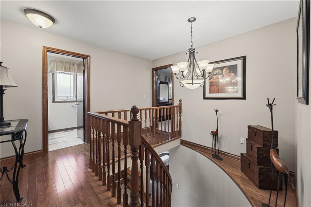 30 Donly Drive S Property Photo 17