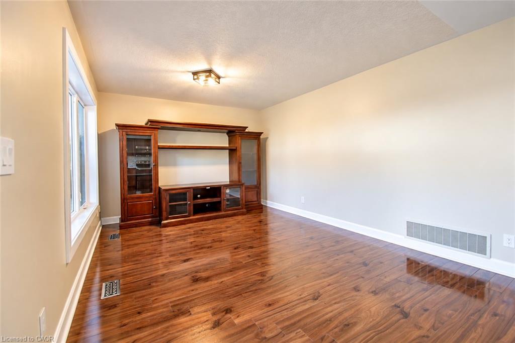 52 Redstart Drive Property Photo 8