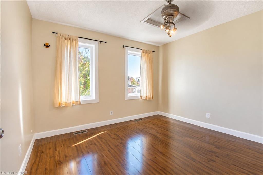 52 Redstart Drive Property Photo 18