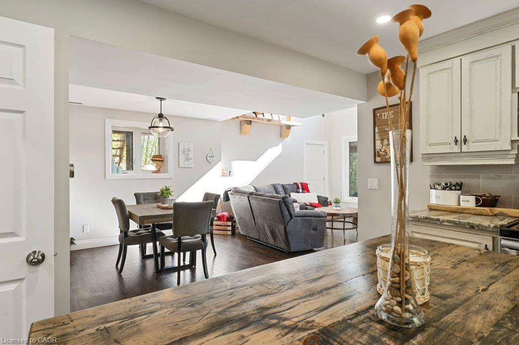 8 15th Avenue Property Photo 17