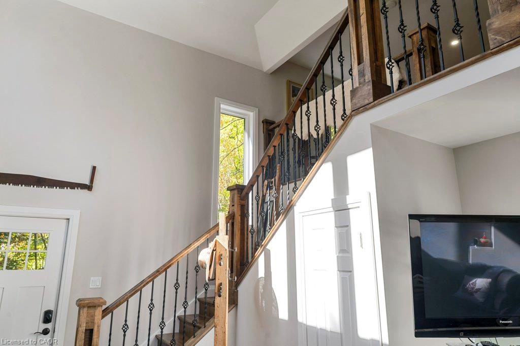 8 15th Avenue Property Photo 18