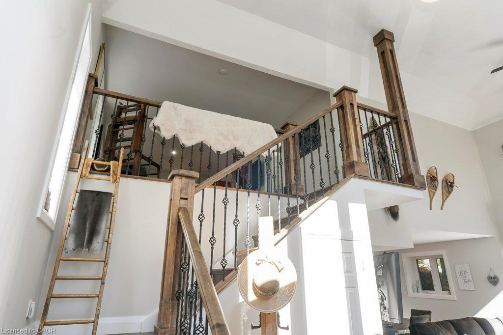 8 15th Avenue Property Photo 19