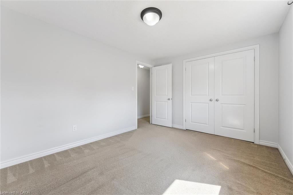 909 Pebblecreek Court Property Photo 22