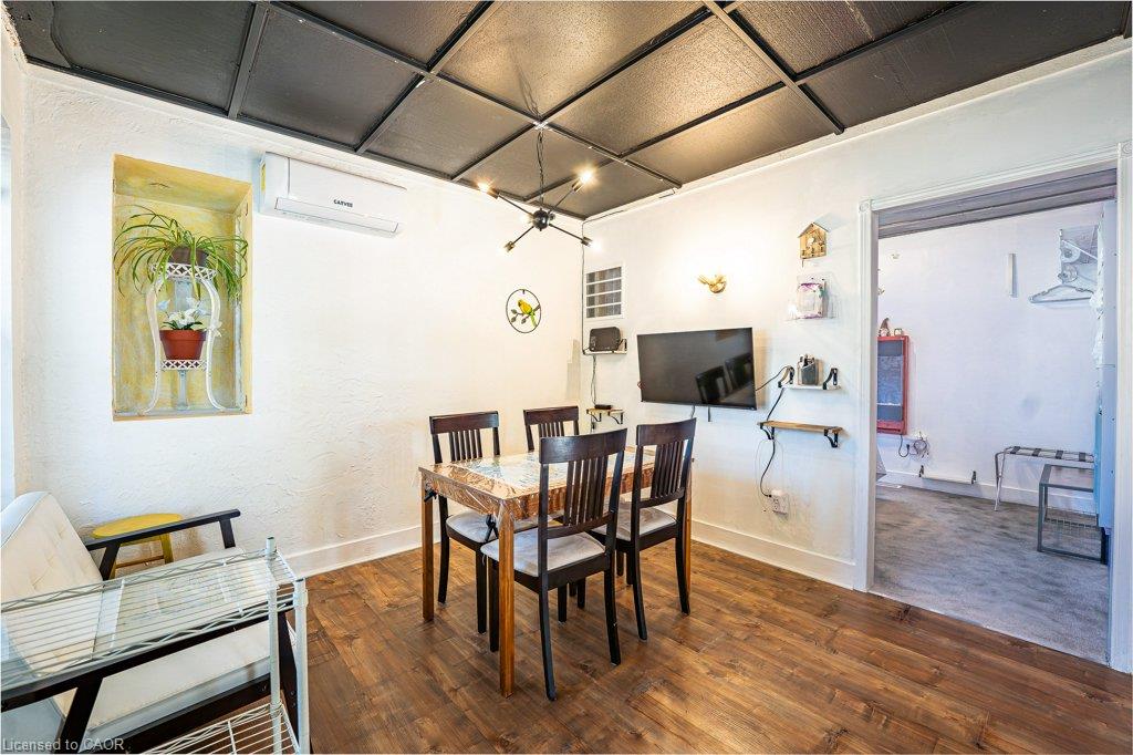 82 Kehl Street Property Photo 4