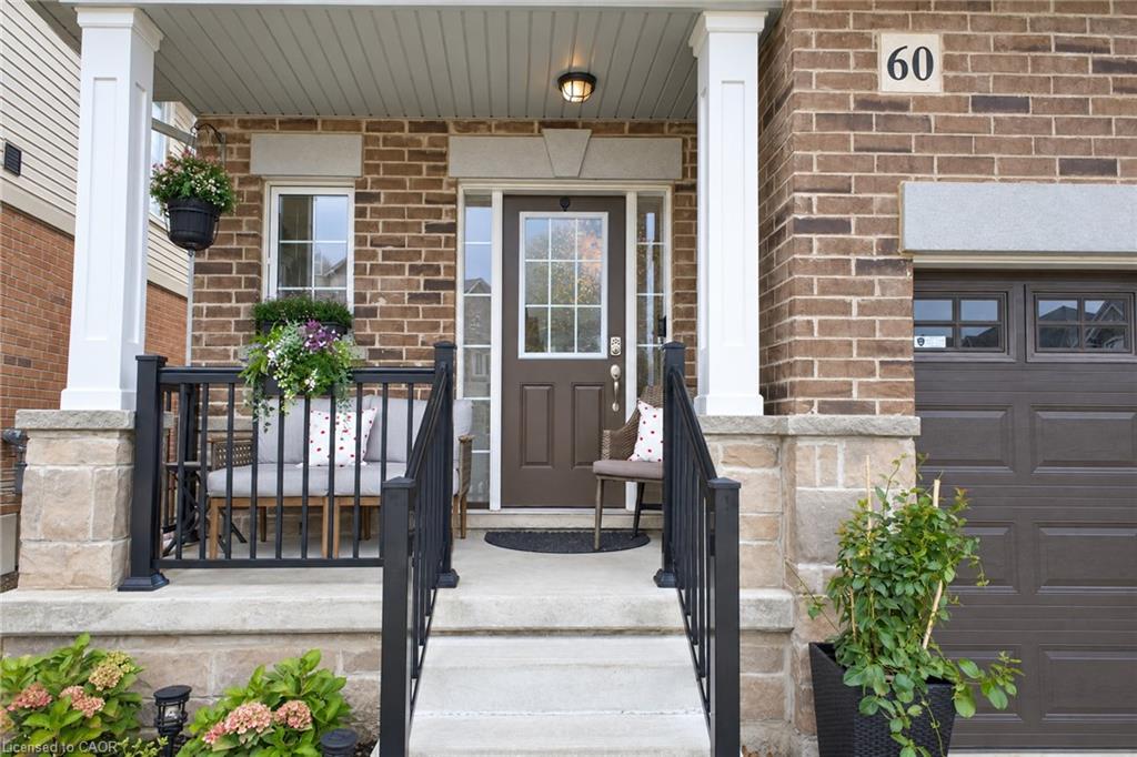 60 Starling Drive Property Photo 2