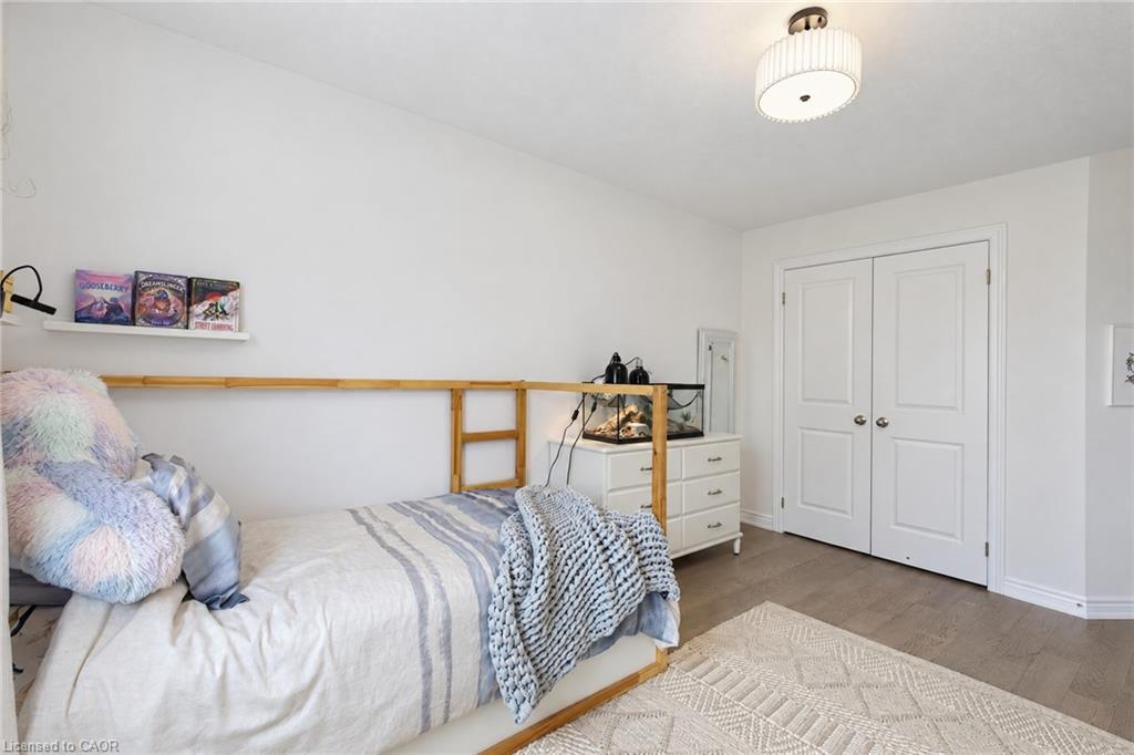 60 Starling Drive Property Photo 26