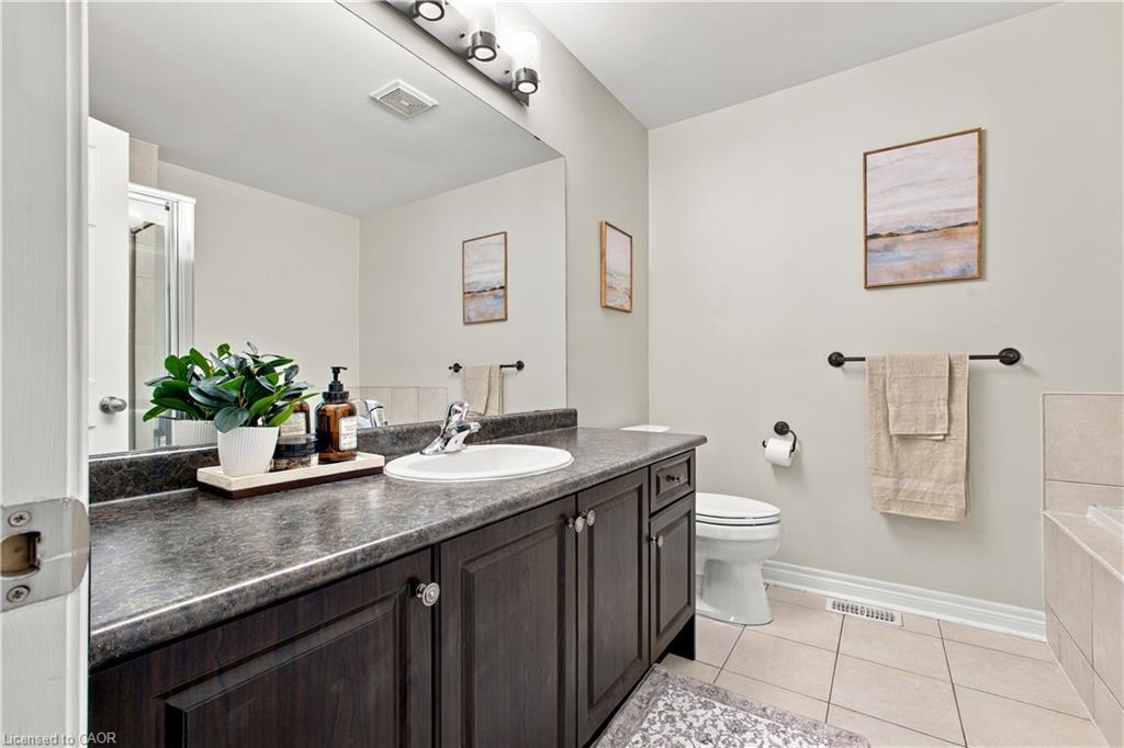 24-3275 Stalybridge Drive Property Photo 20