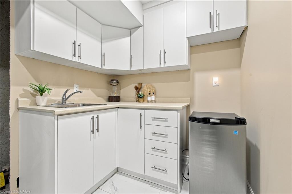 24-3275 Stalybridge Drive Property Photo 32