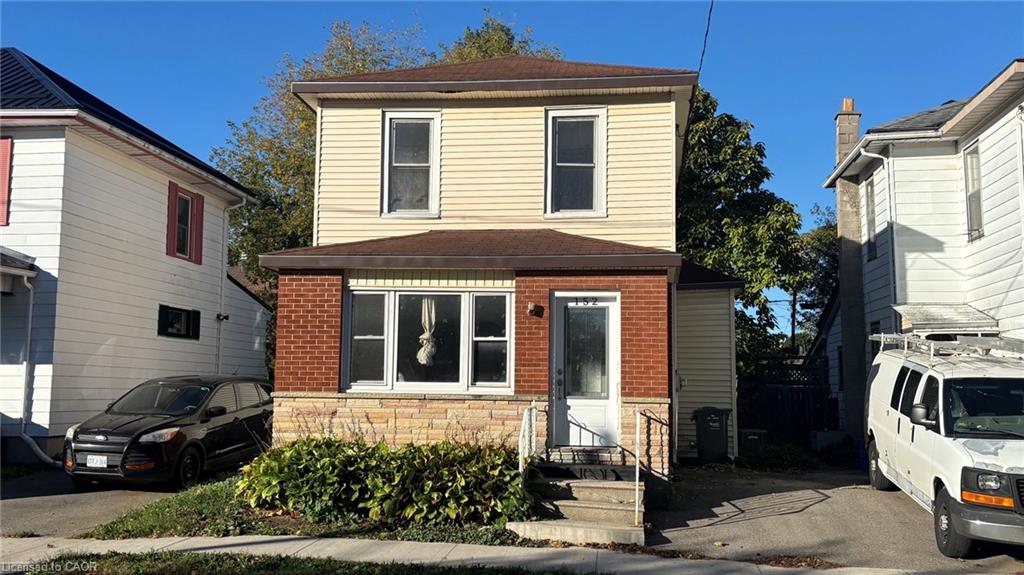 152 Kent Street N Property Photo 20