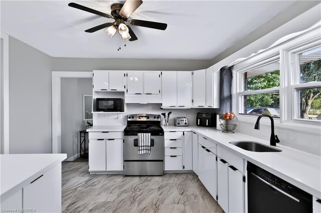 70 River Road Property Photo 12