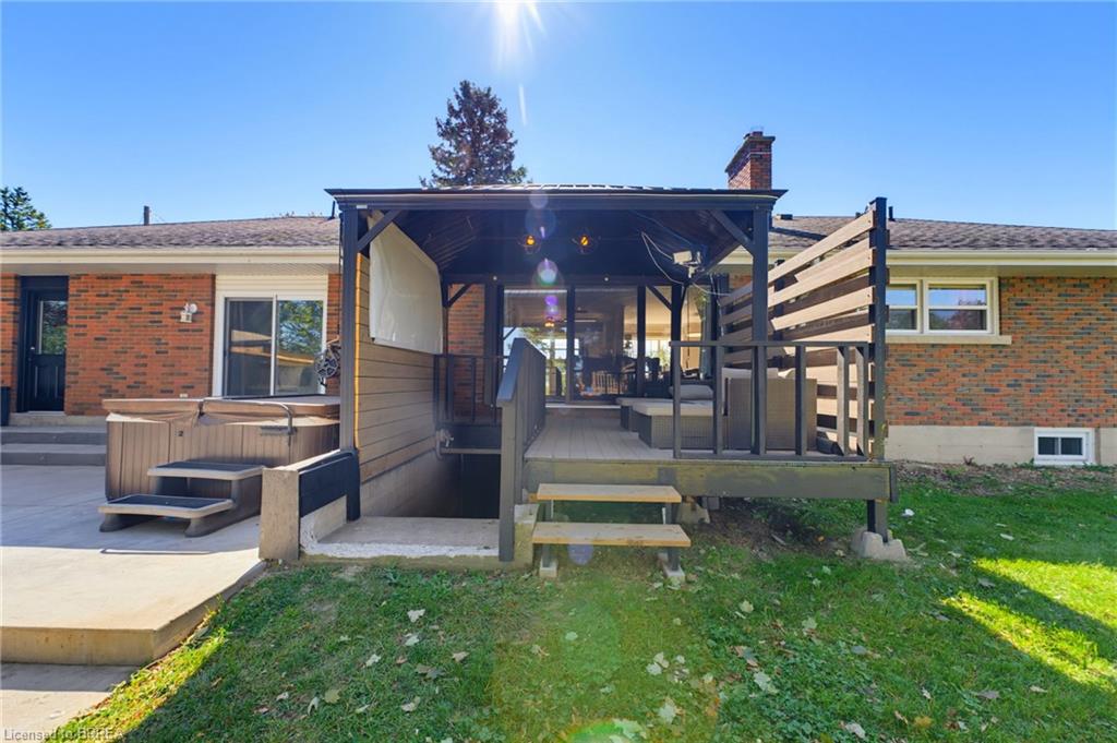 70 River Road Property Photo 32