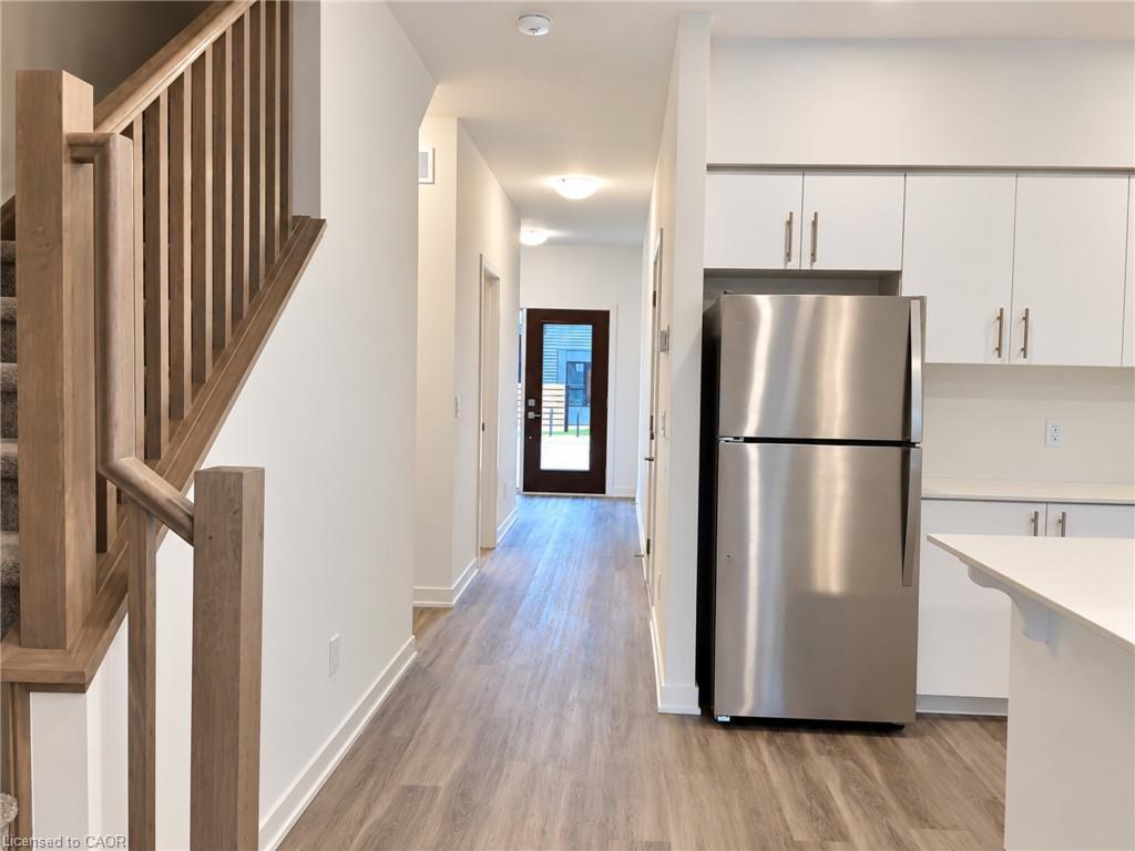33-110 Fergus Avenue Property Photo 4