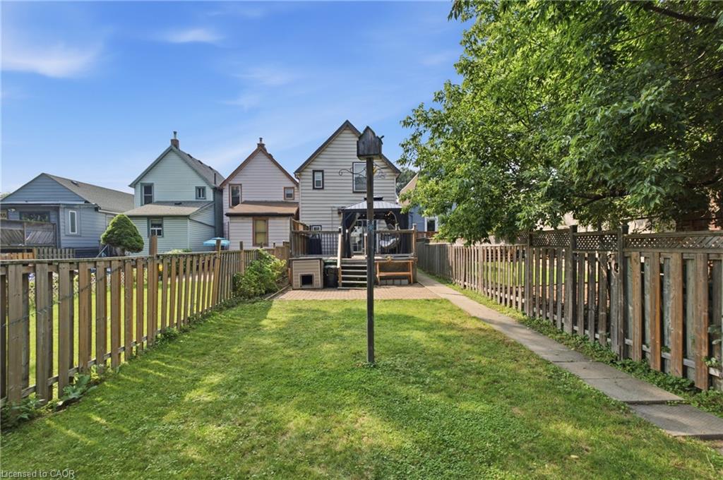 126 Niagara Street Property Photo 35